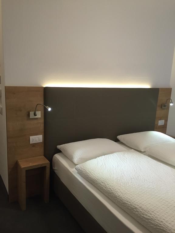 R&B La Calzoleria Hotel Mori Eksteriør billede
